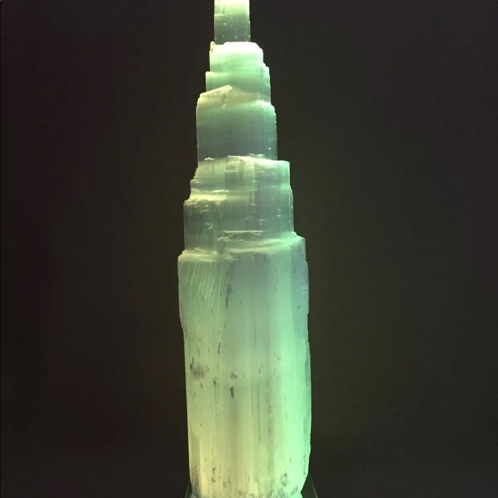 7” Selenite with LED colorful stand - Picture 5 of 7